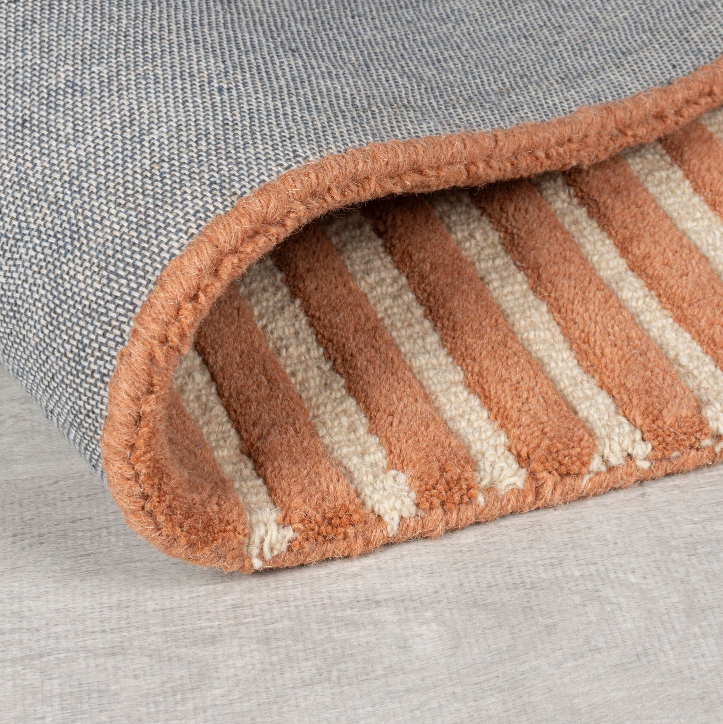 Tapis de salon moderne pure laine FORMAL MULTI