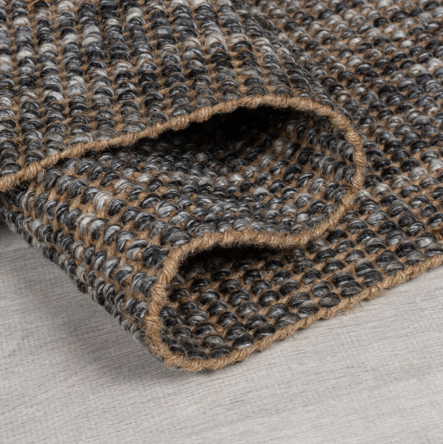 Tapis de salon en jute MOTTA