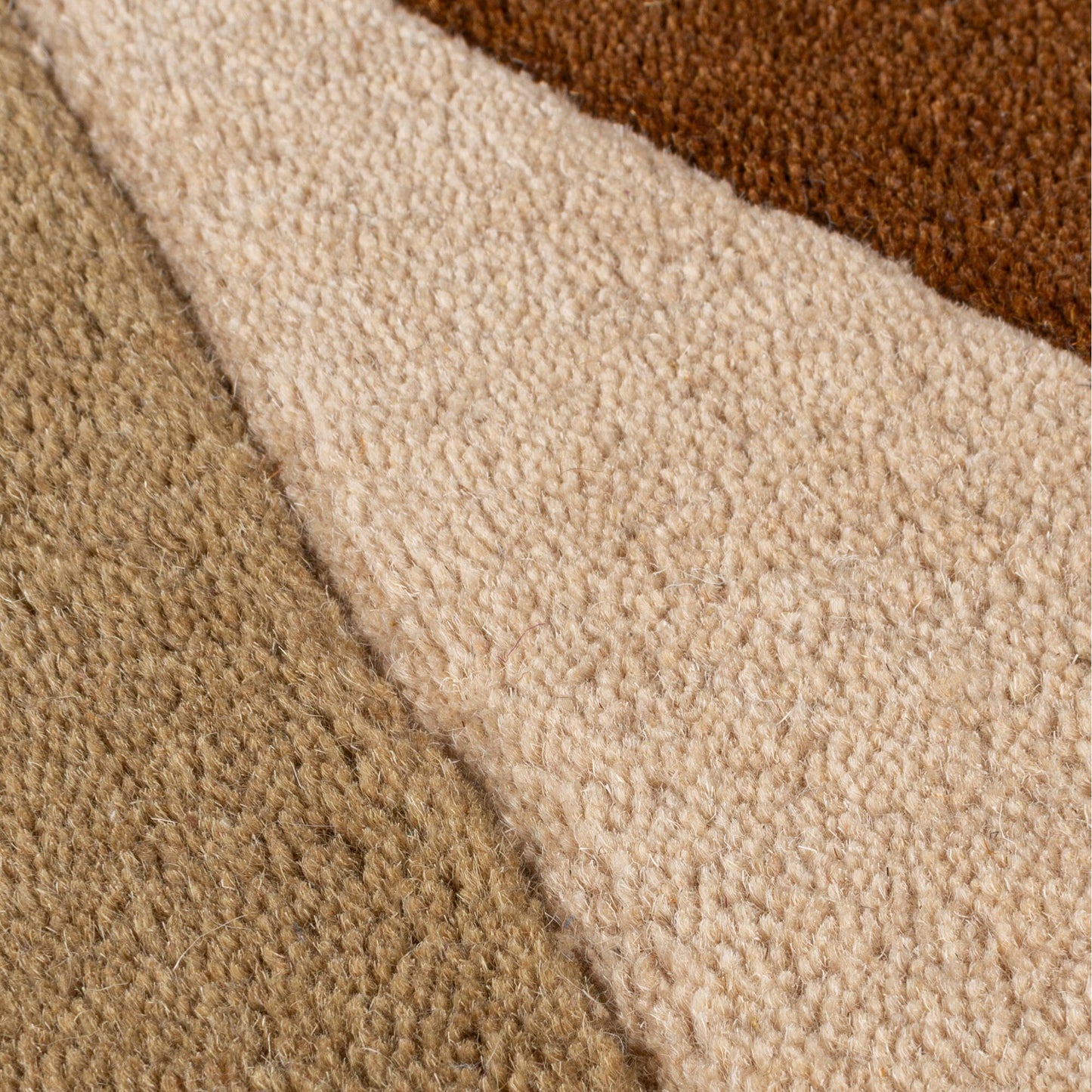 Tapis de salon et chambre pure laine ASTIX