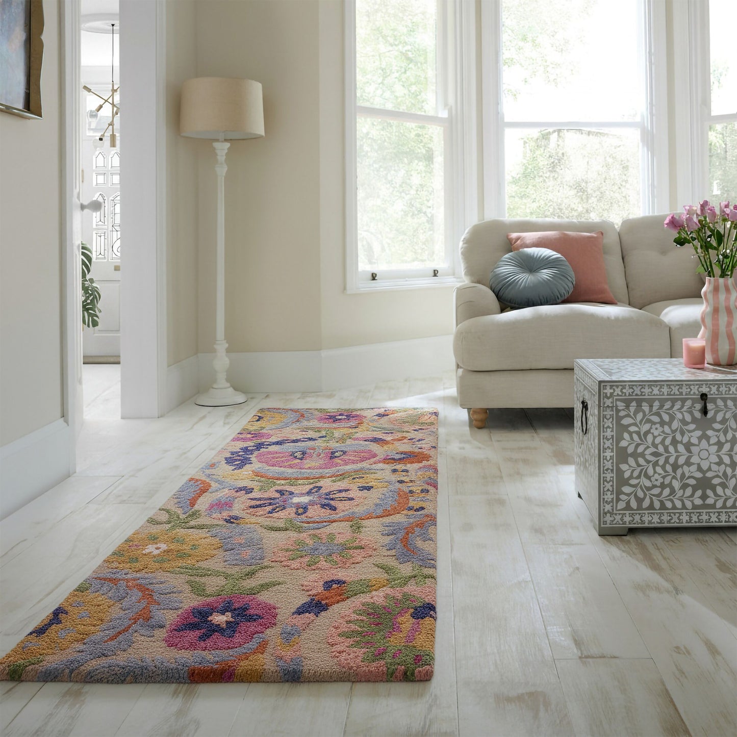 Tapis floral de salon, chambre et couloir pure laine RAMIA