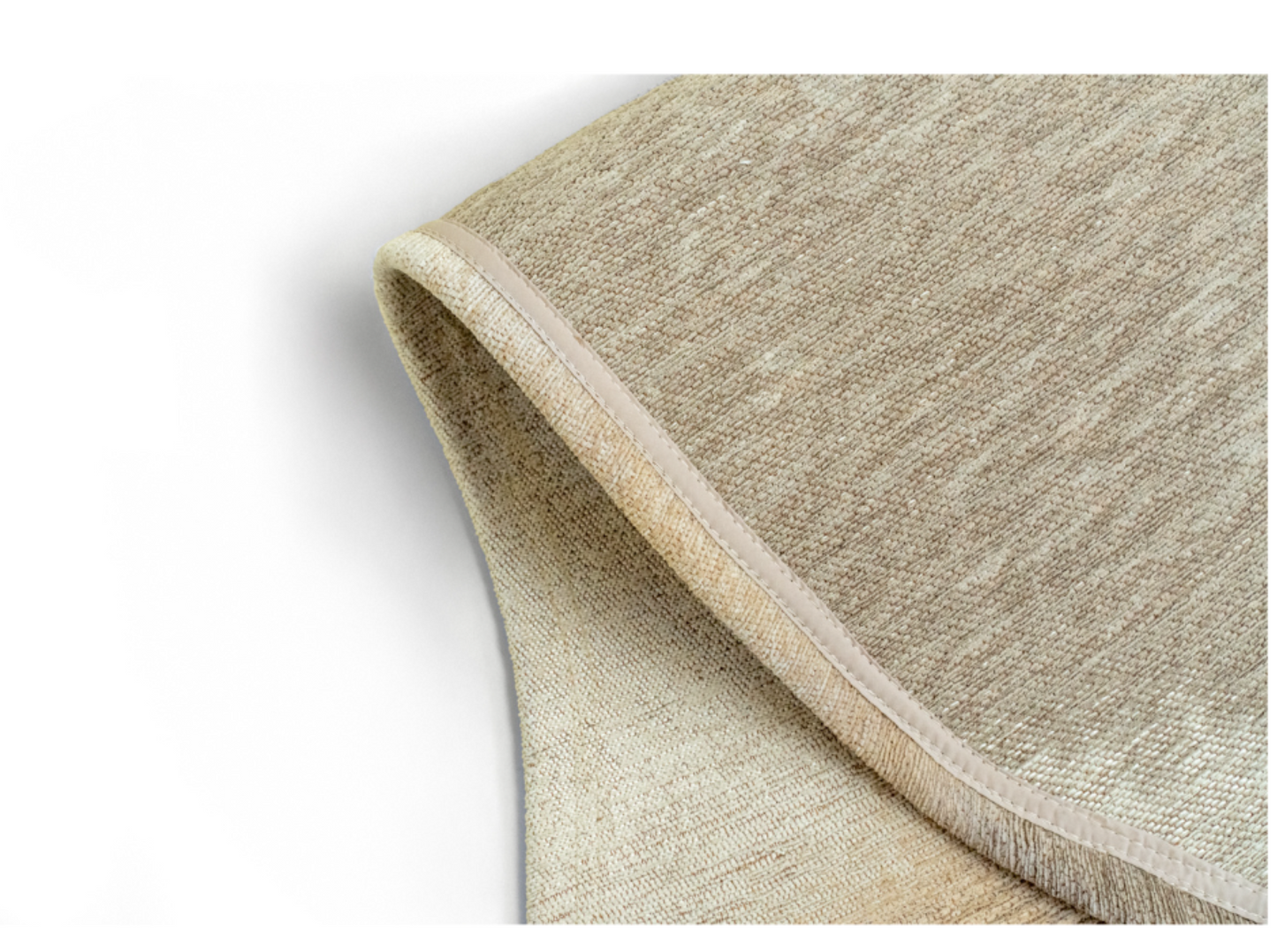 Tapis moderne tissé plat AERO