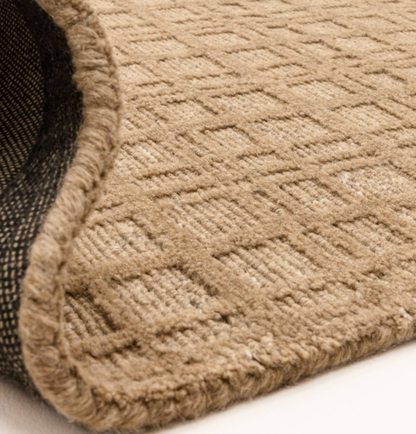 Tapis tissé main en jute HATCHY