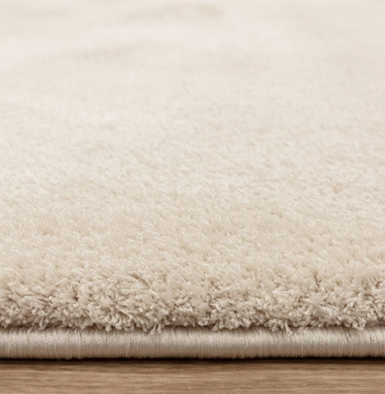 Tapis de salon et chambre poils longs MOCO