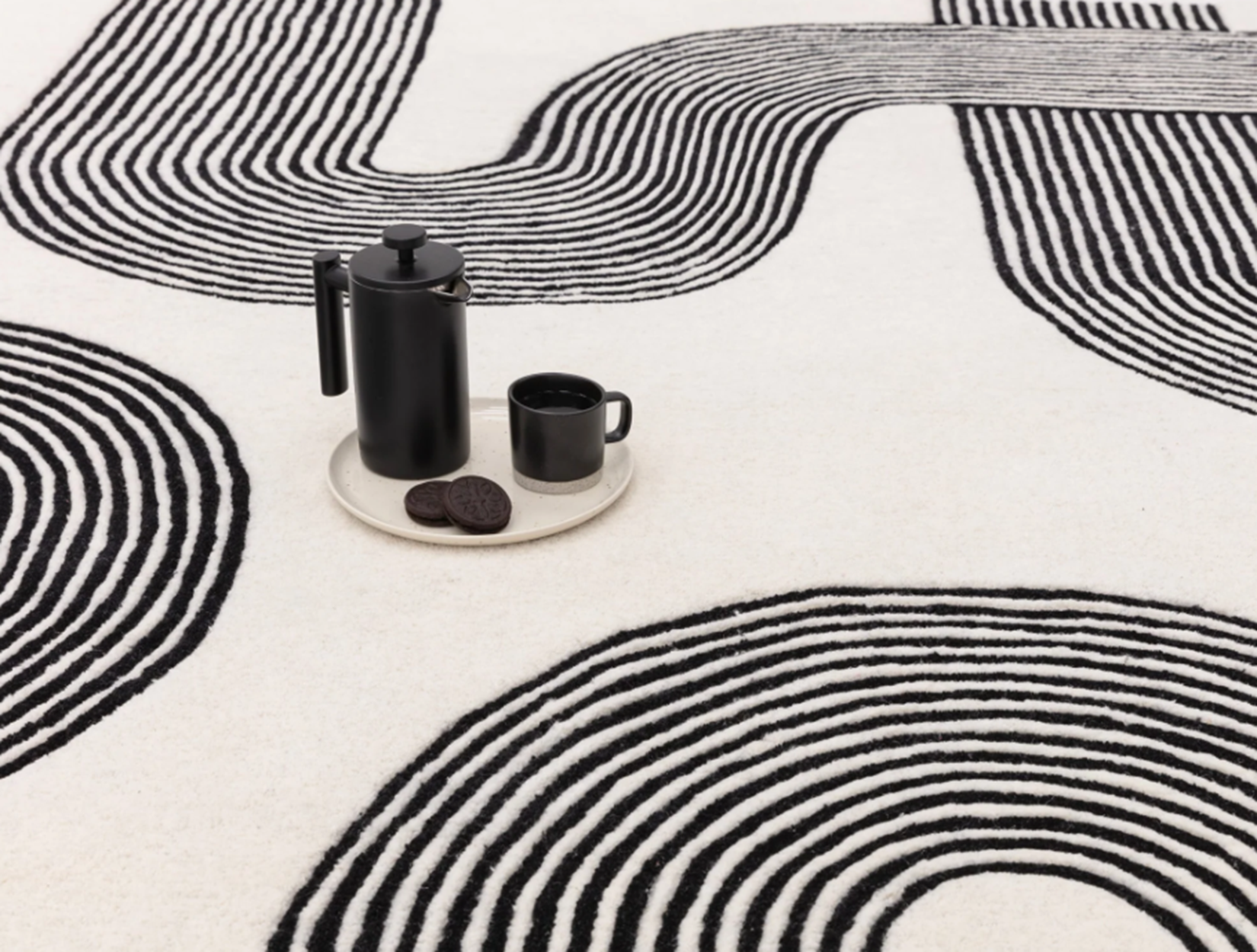 Tapis moderne tufté main en laine CROOK