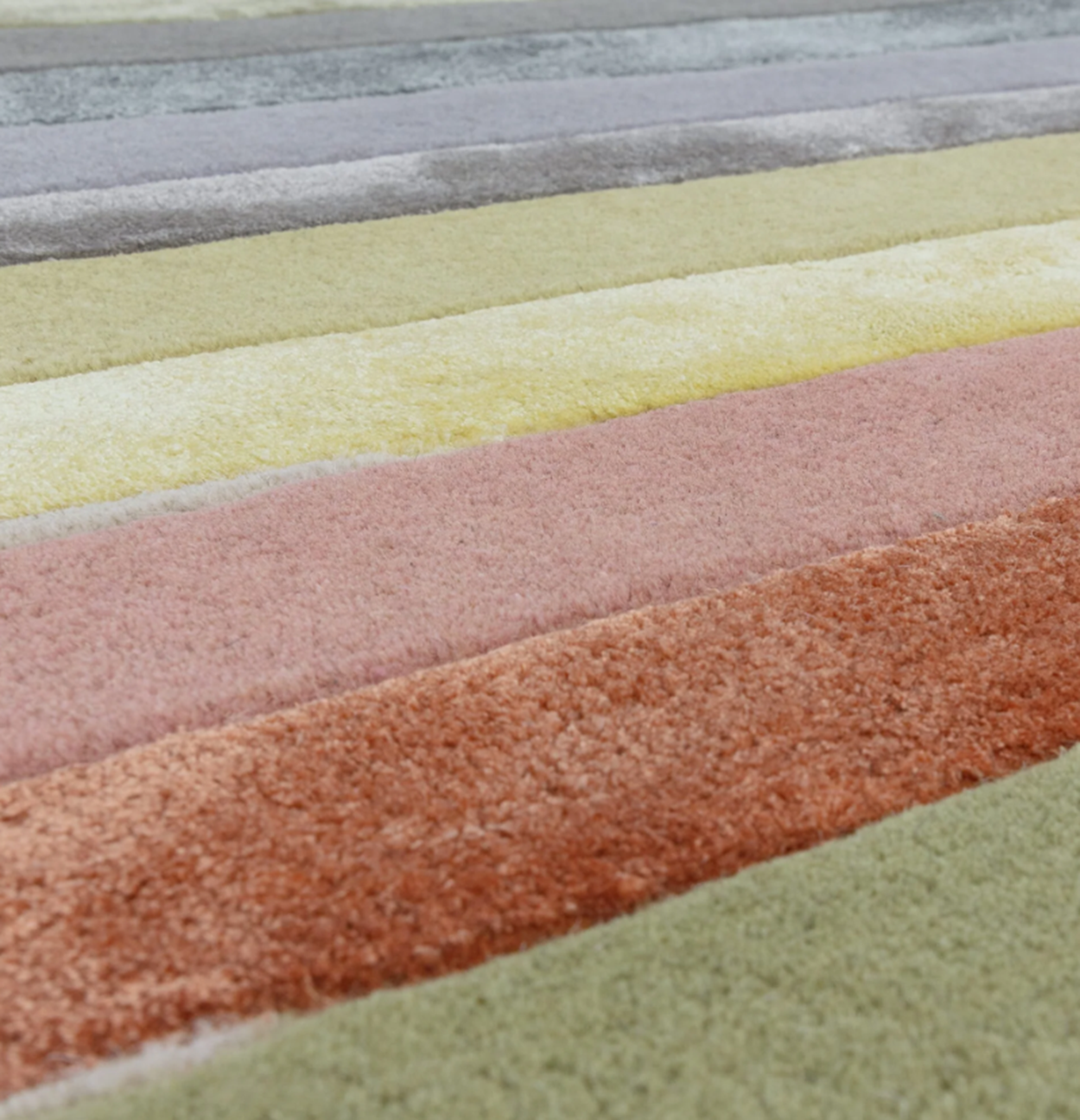 Tapis moderne tufté main en laine DOP