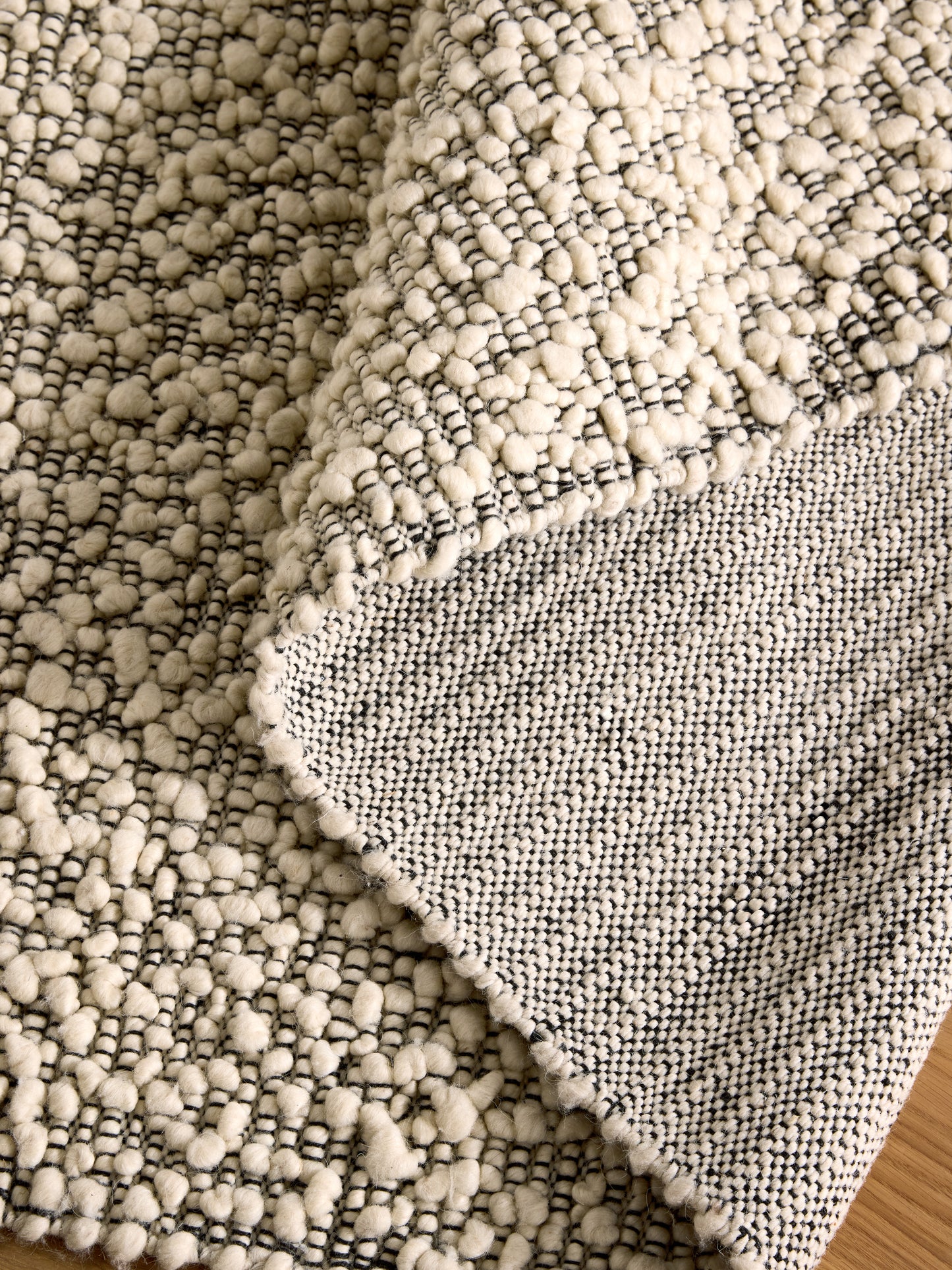 Tapis de salon et chambre tissé plat en laine MARCEL