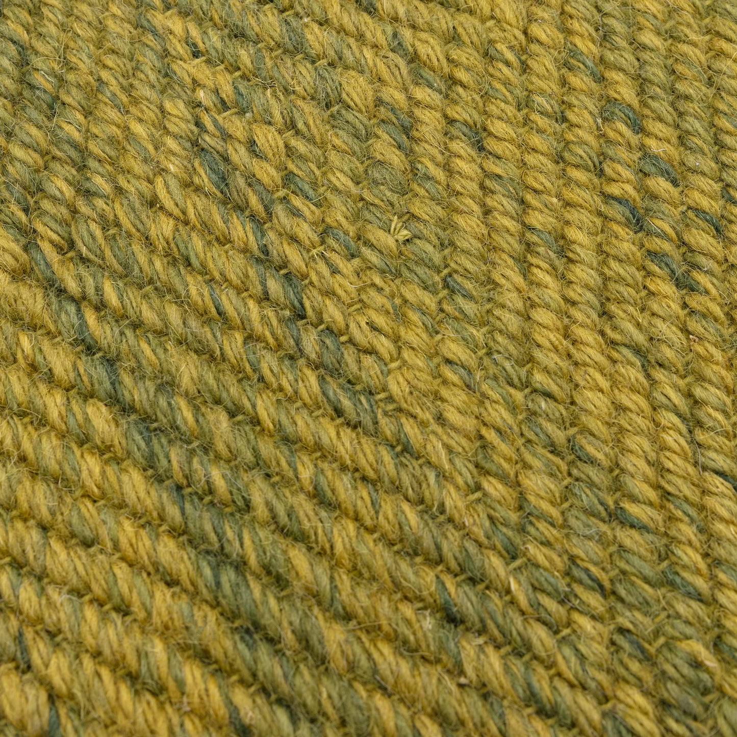 Tapis de salon et chambre en laine FERRIC
