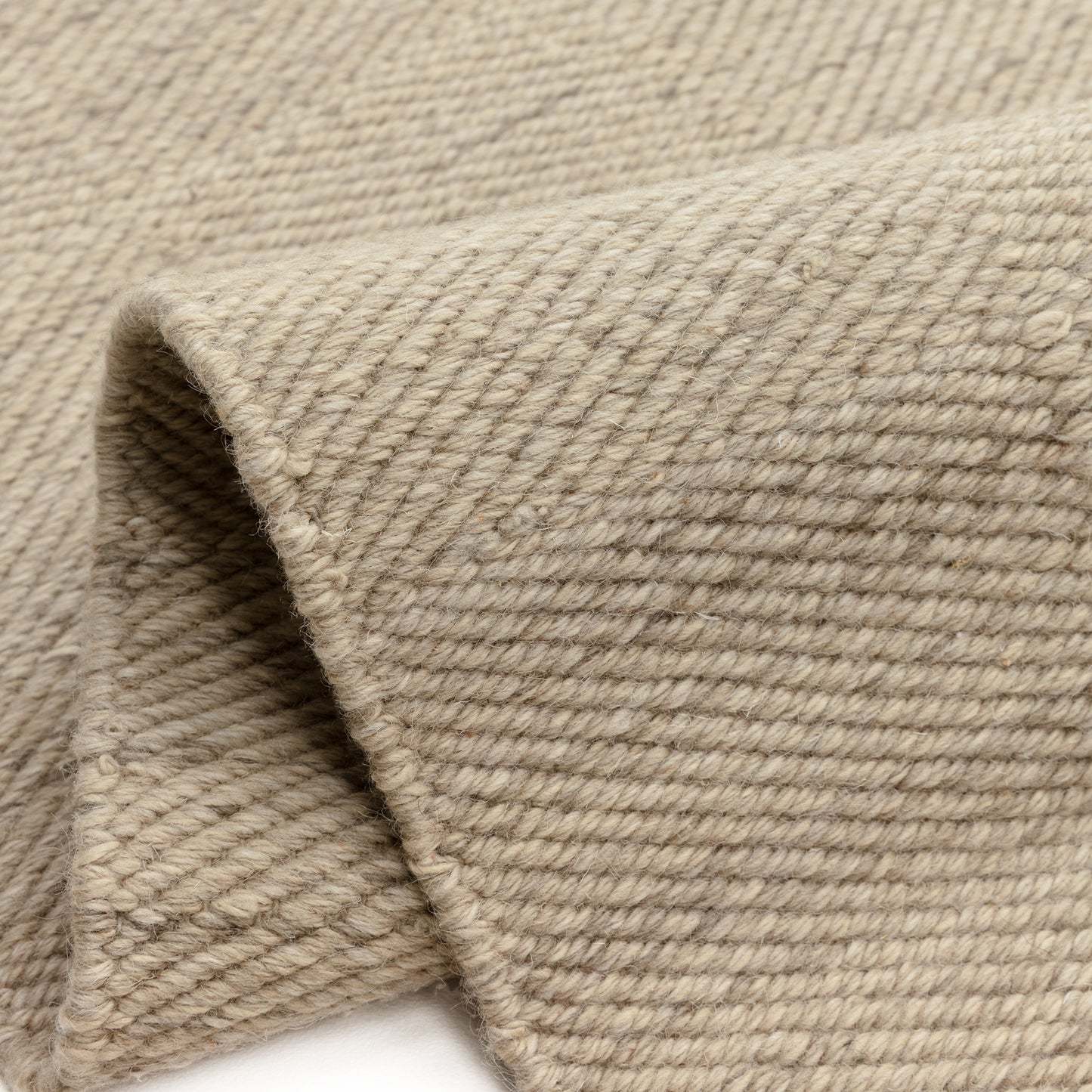 Tapis de salon et chambre en laine FERRIC
