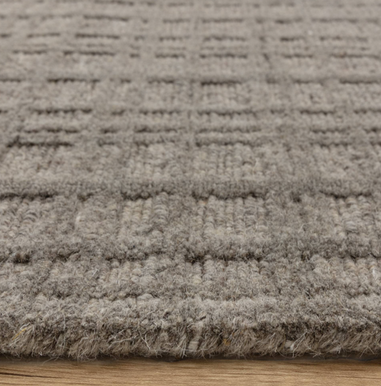 Tapis tissé main en jute HATCHY