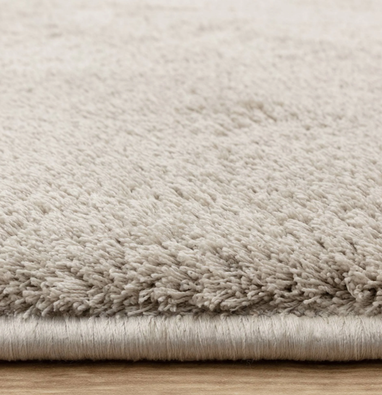 Tapis de salon et chambre poils longs MOCO
