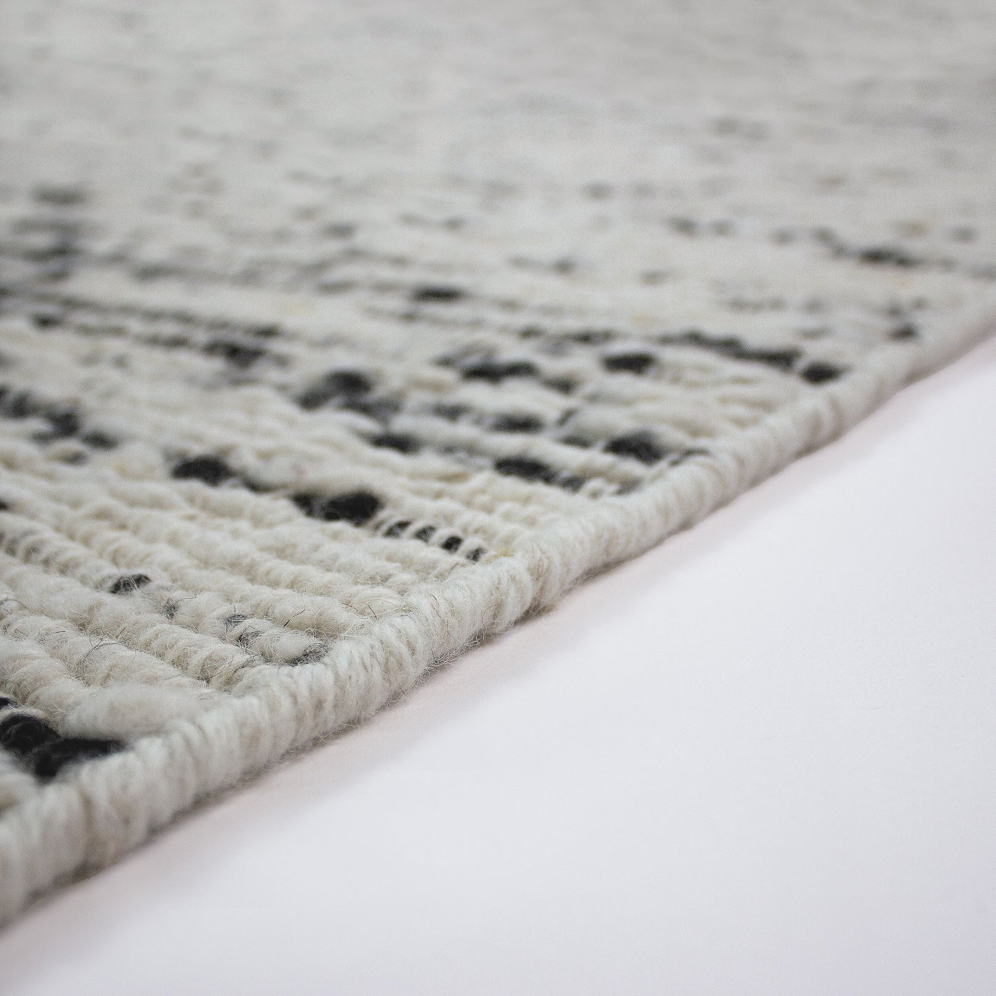 Tapis de salon et chambre en laine SALEL