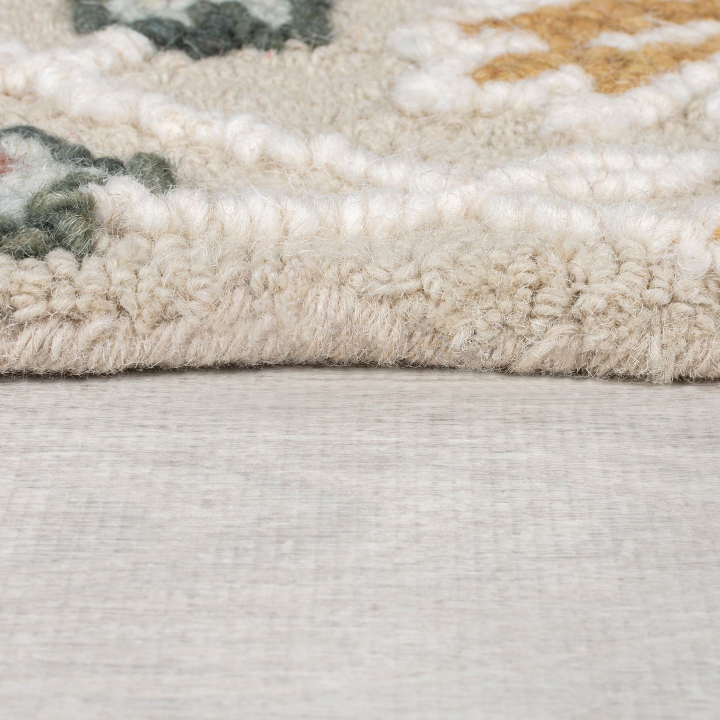 Tapis pure laine floral ZINNIA