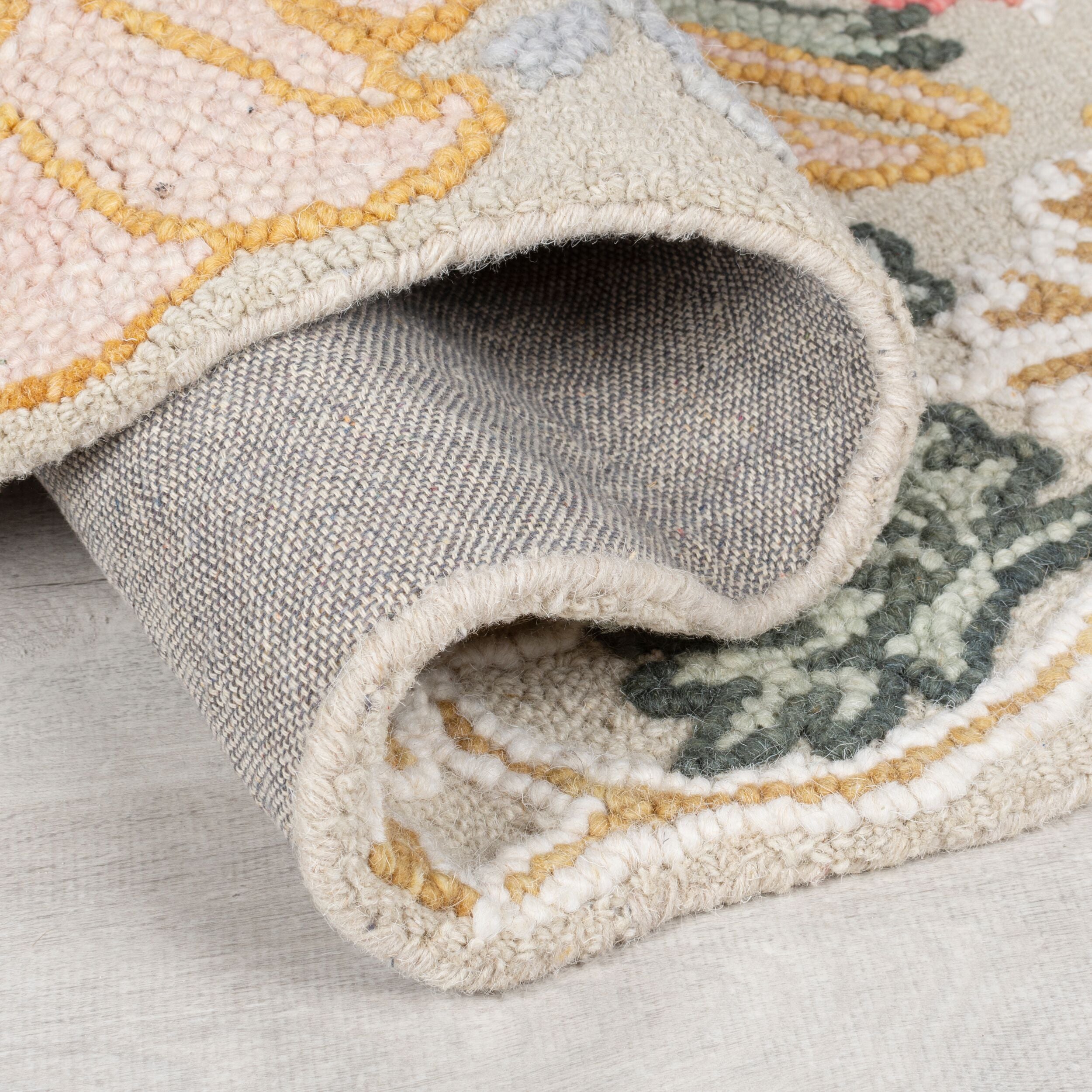 Tapis pure laine floral ZINNIA