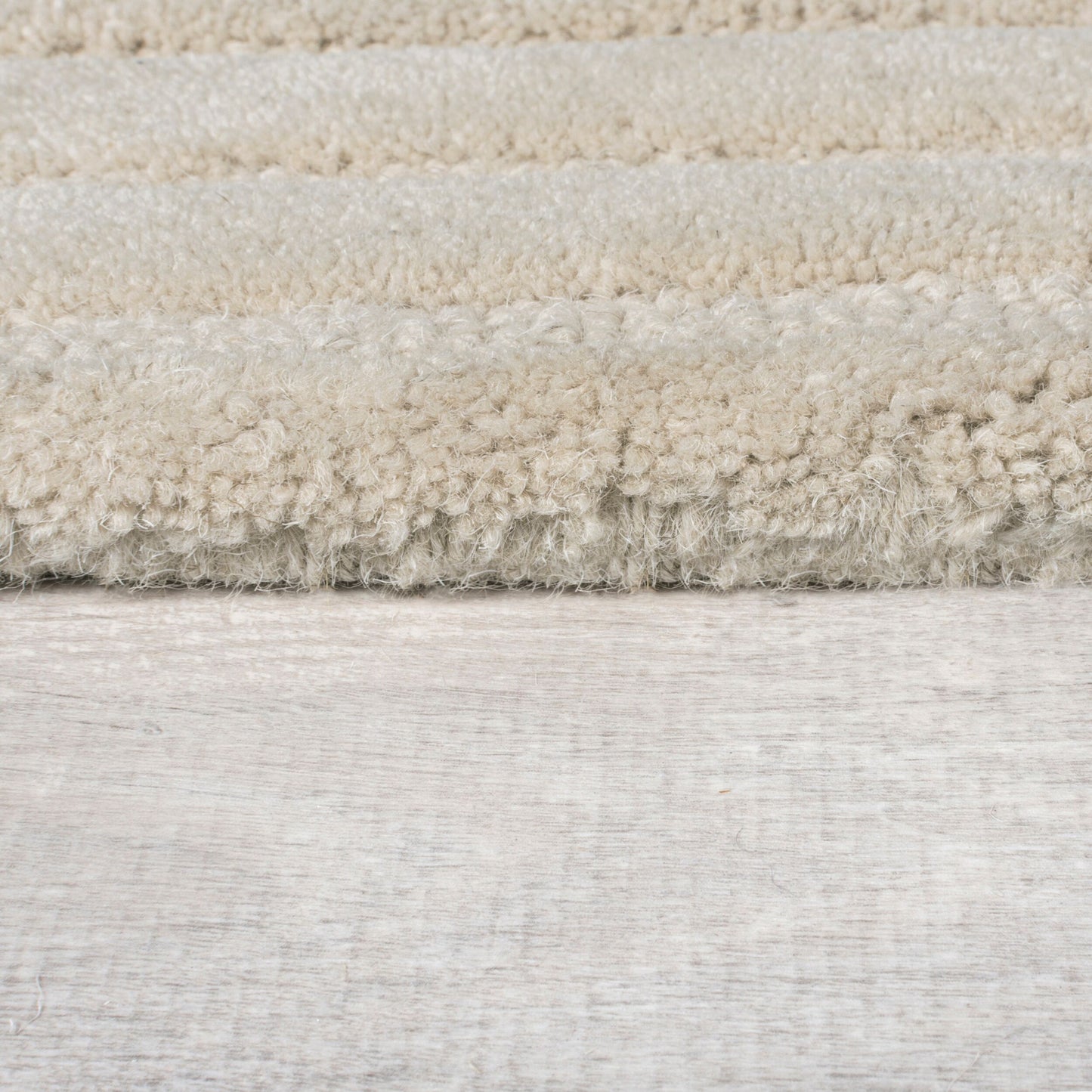 Tapis pure laine tufté main ALLAY