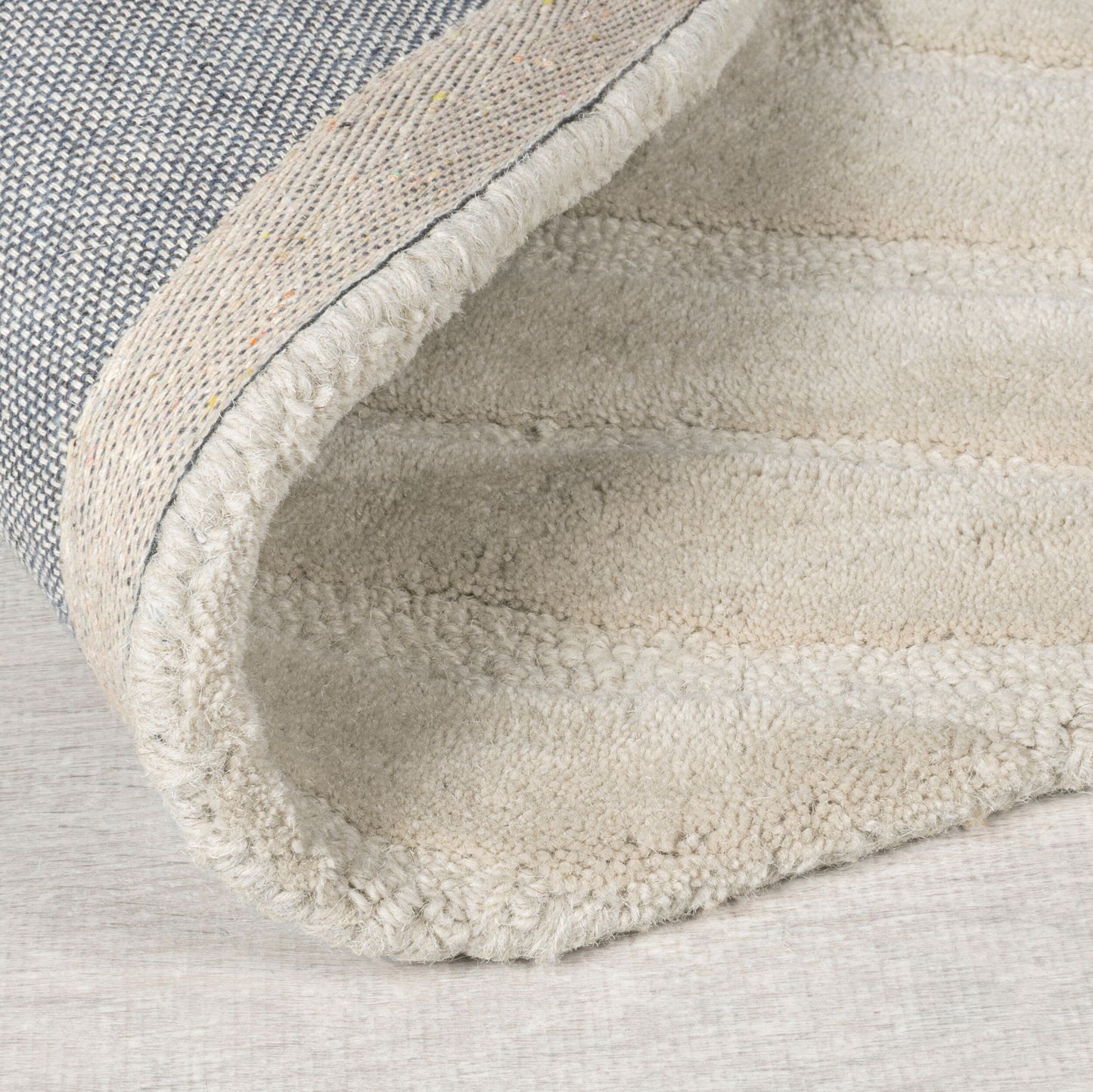 Tapis pure laine tufté main ALLAY