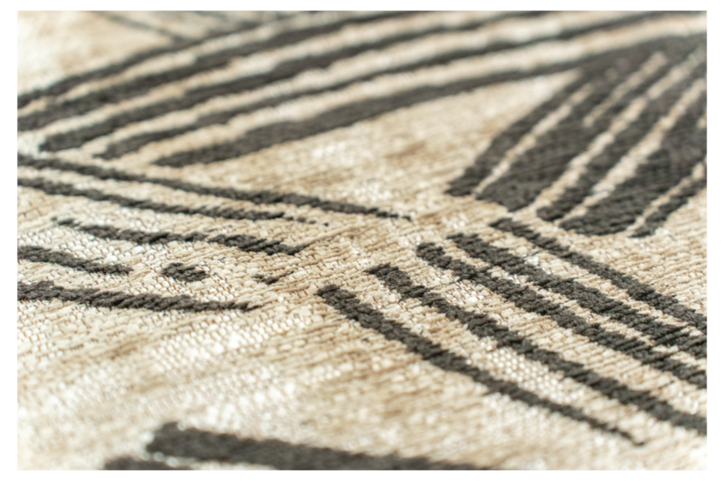 Tapis moderne tissé plat KATANA