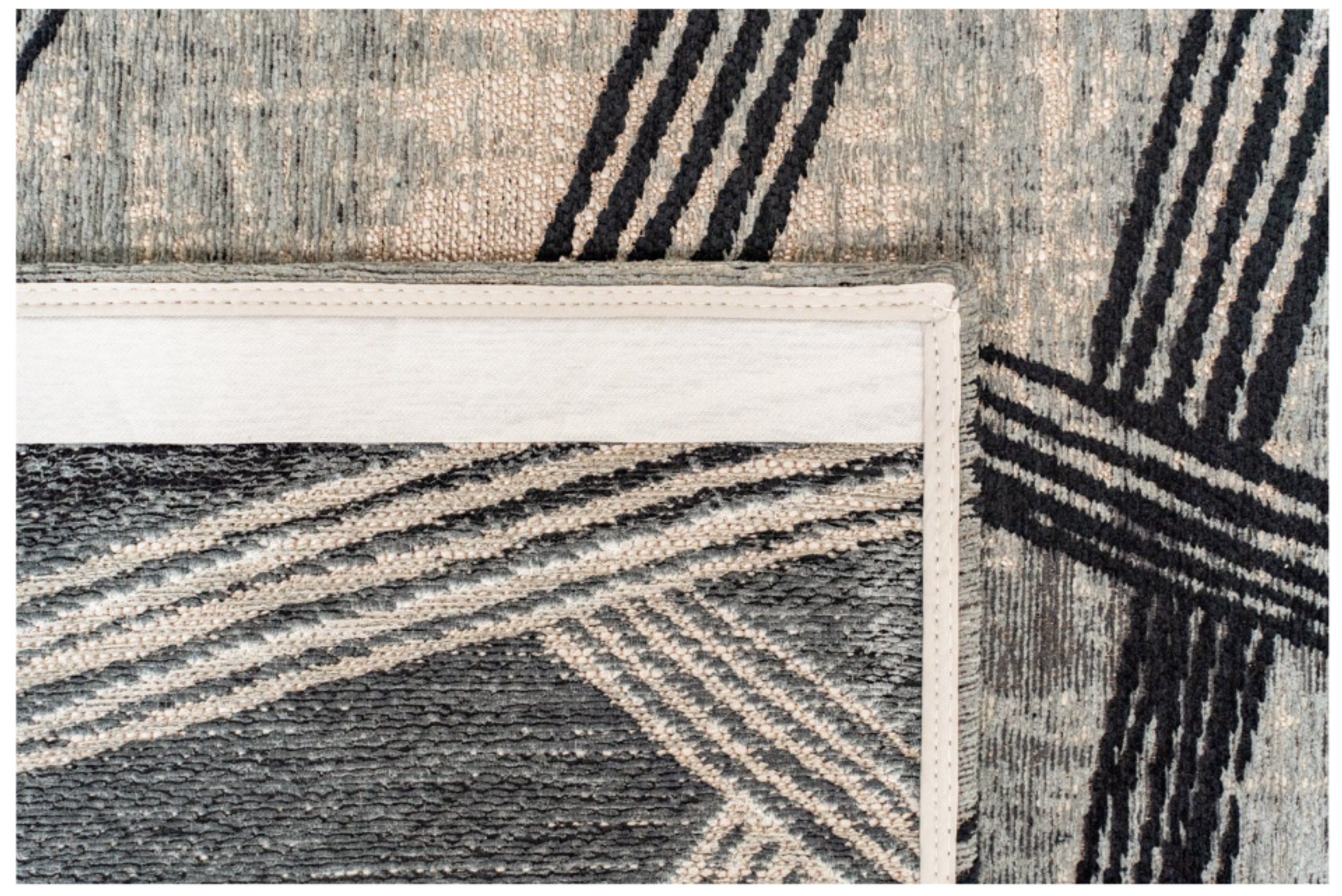 Tapis moderne tissé plat KATANA