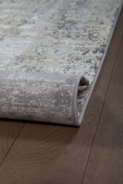 Modern living room rug in viscose with embroidery 