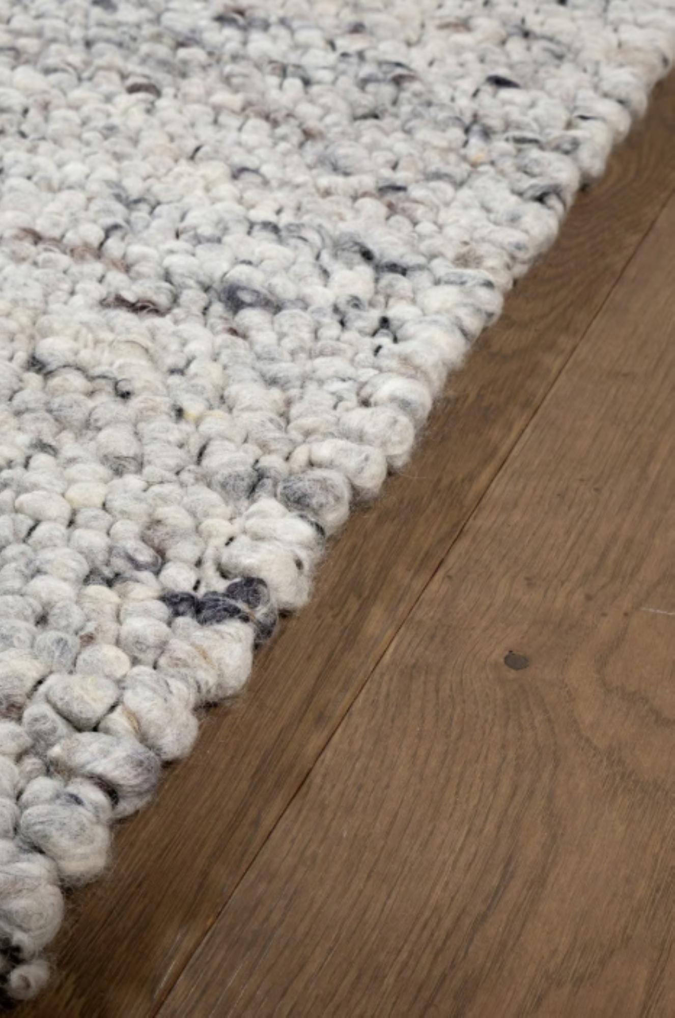 Tapis de salon fait main en laine SHEPERD