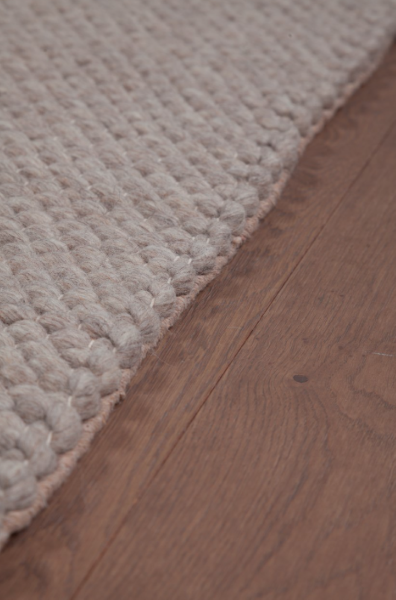 Tapis de salon tissé main en laine PATSY