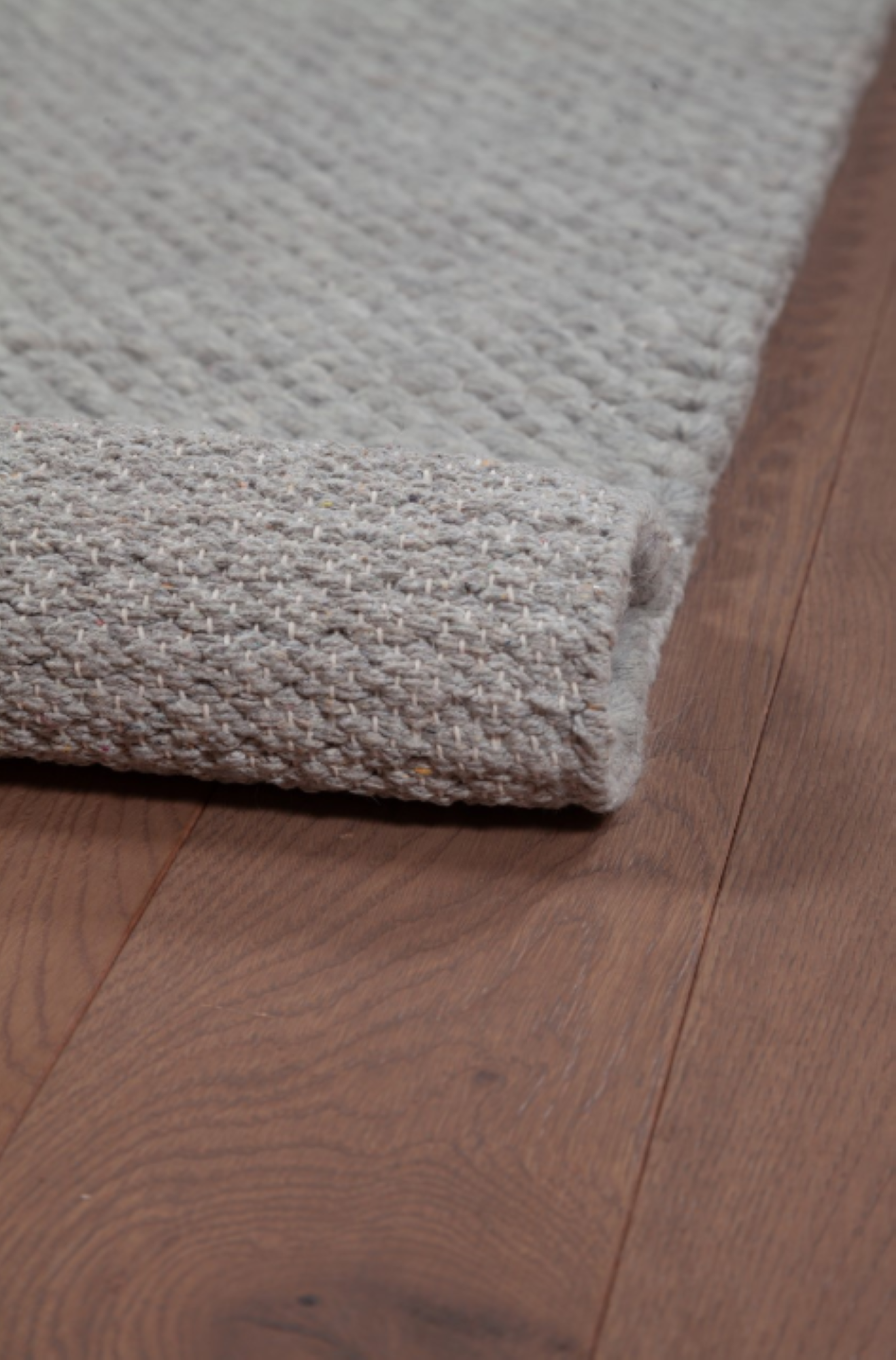 Tapis de salon tissé main en laine PATSY