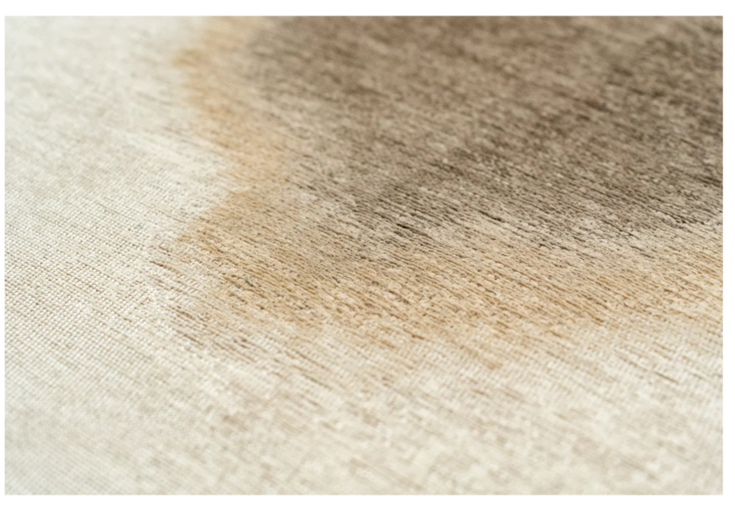 Tapis moderne tissé plat AERO