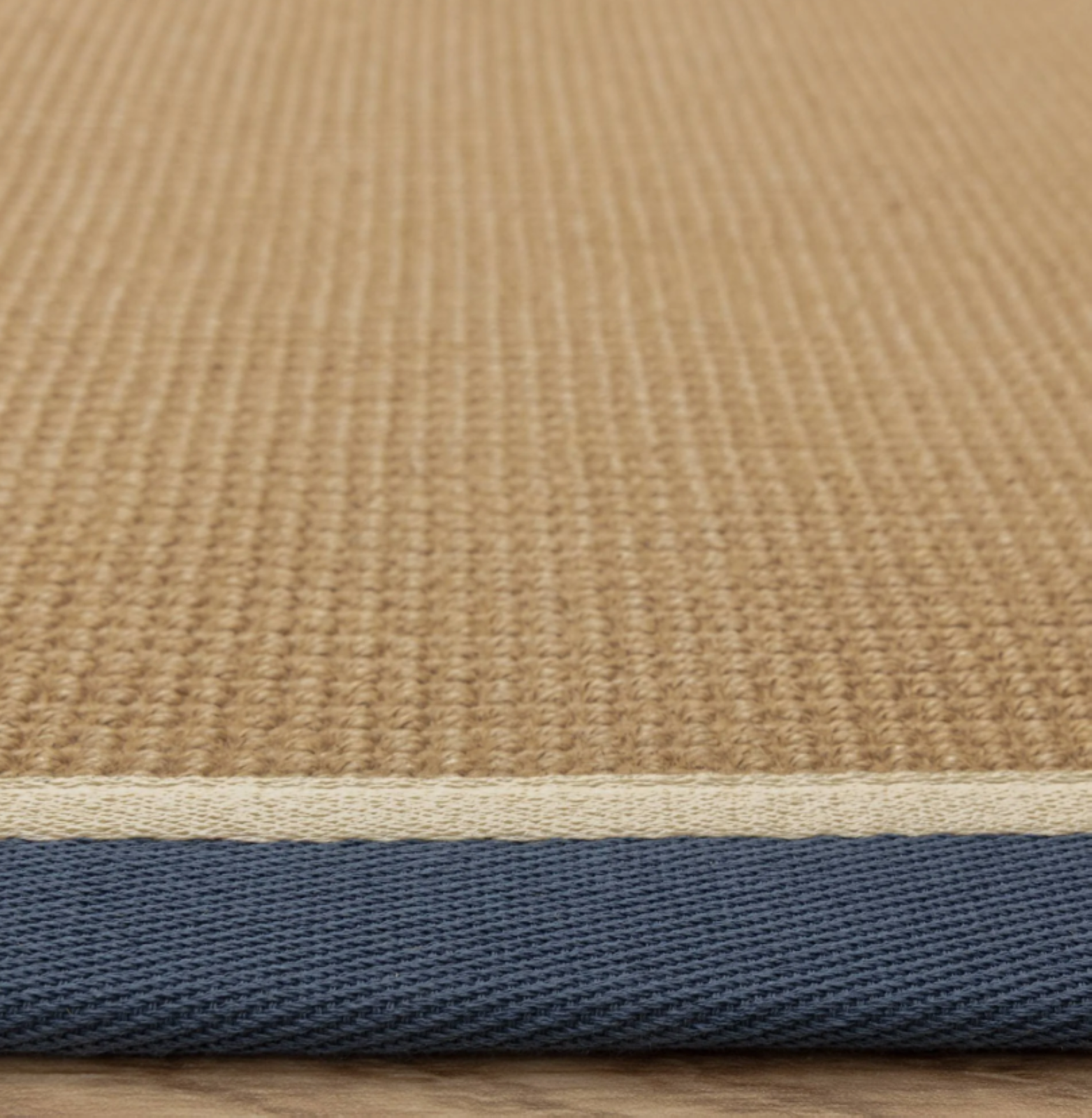 Tapis chambre et salon en jute moderne DORO