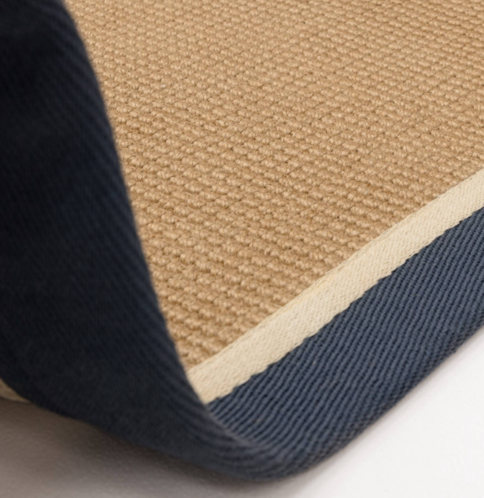 Tapis chambre et salon en jute moderne DORO