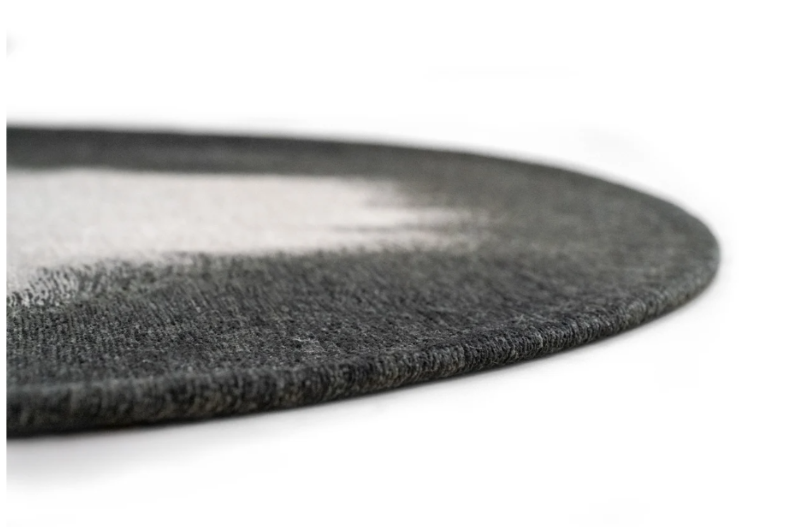 Tapis moderne tissé plat AERO