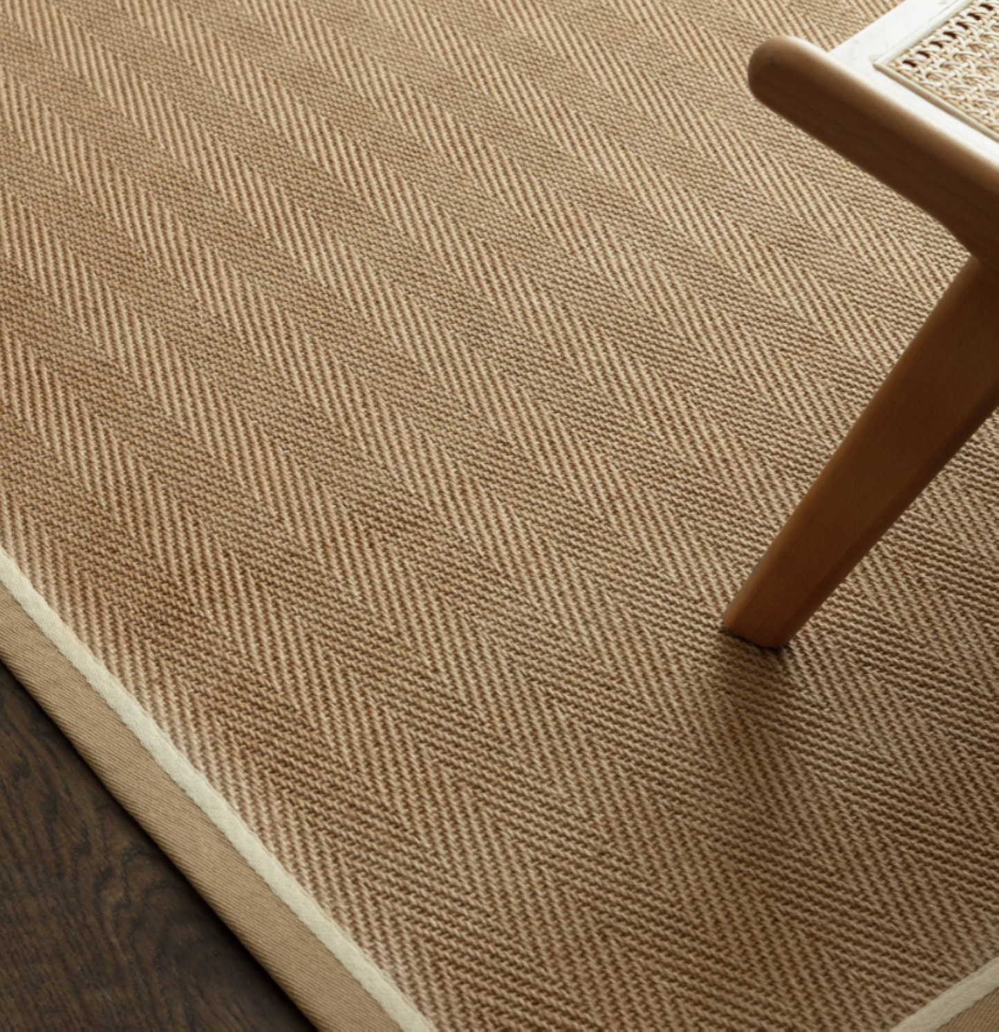Alfombra moderna de yute DORO para dormitorio y salón 