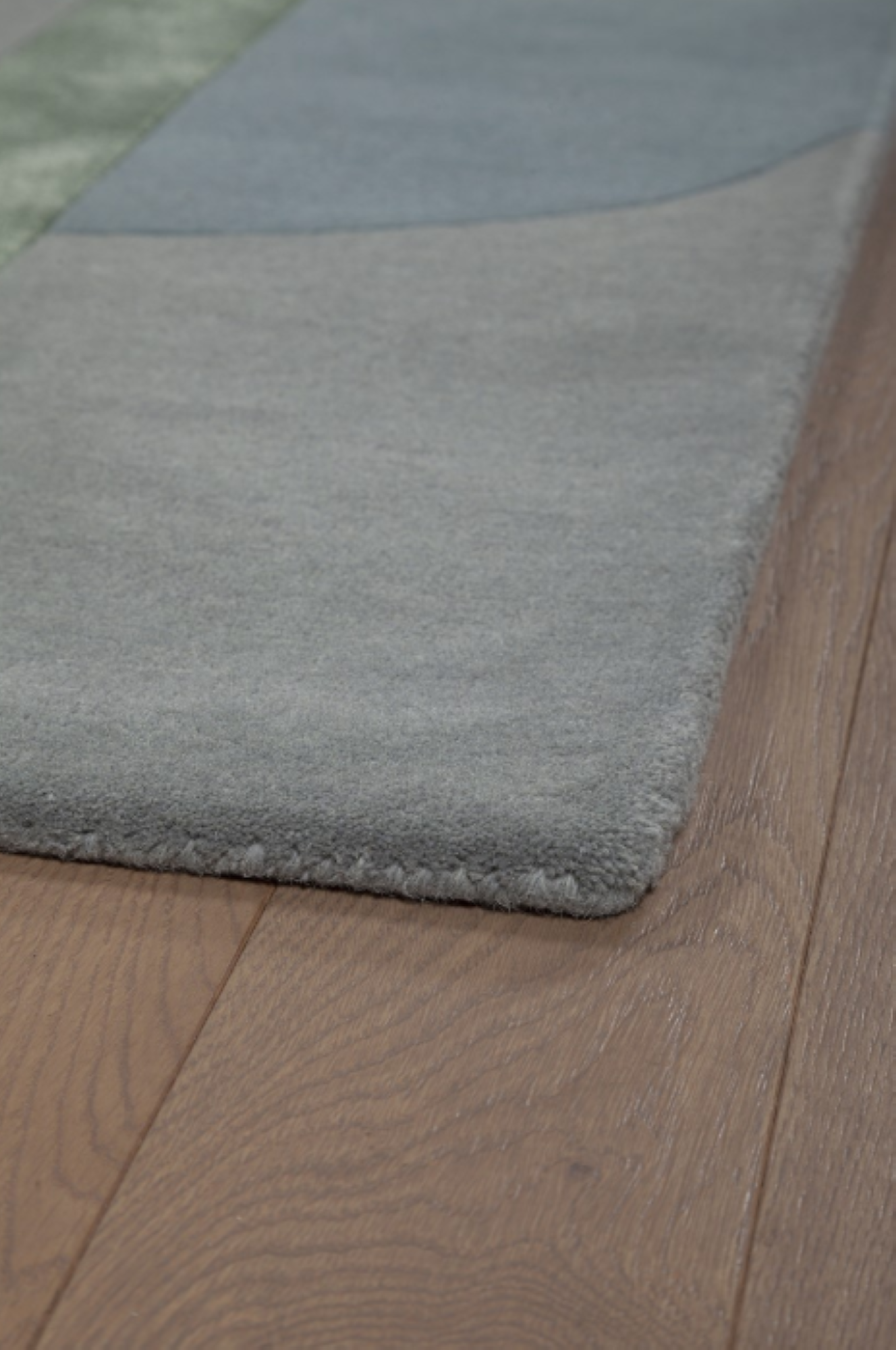 Tapis moderne tufté main laine et viscose RICHMOND