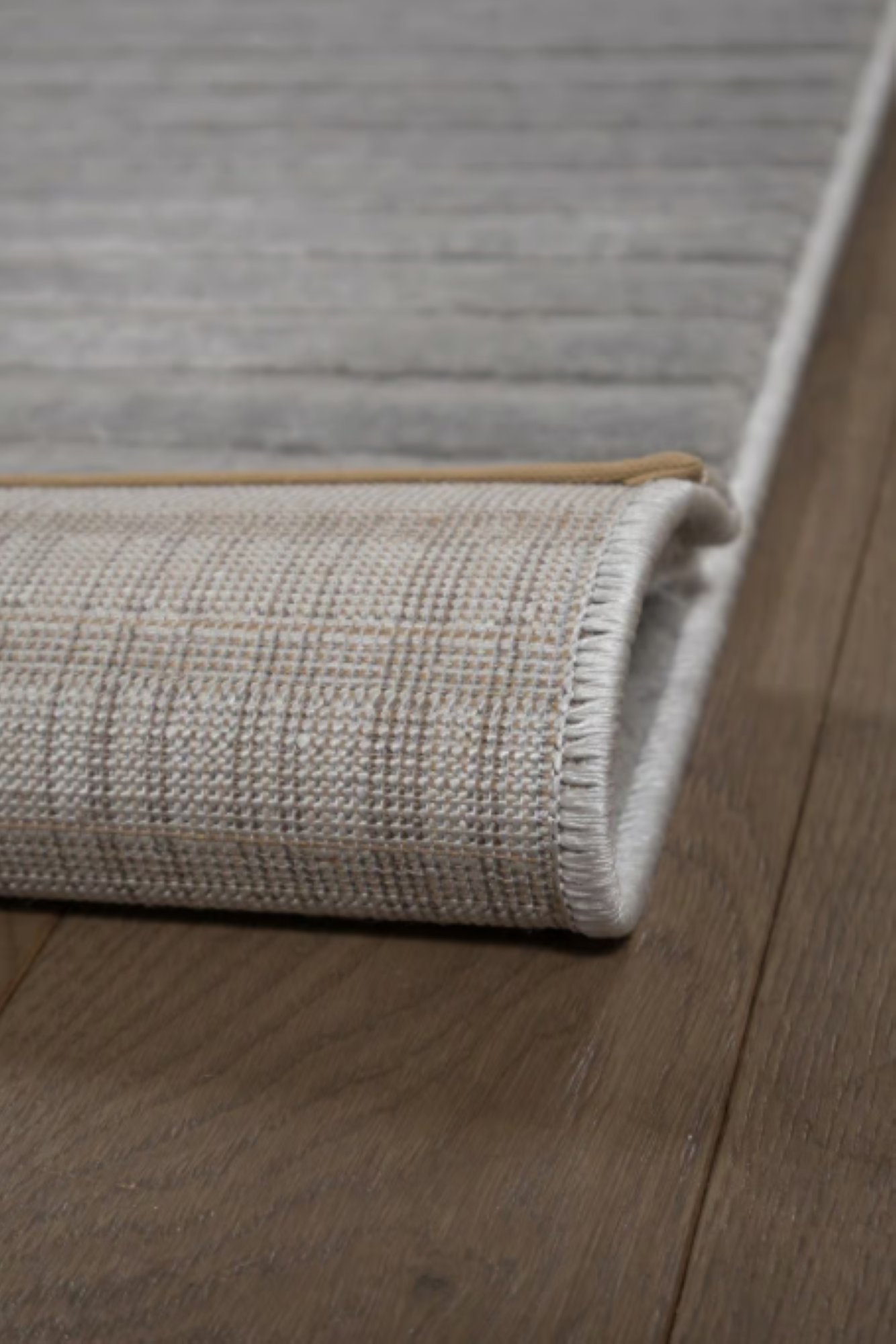 Tapis moderne tissé plat CHIKA