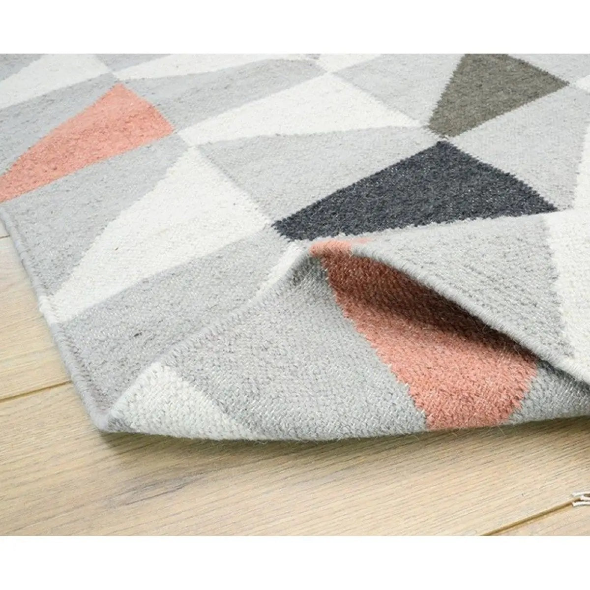Tapis pure laine à franges JITNEY GEO - Novatrend 