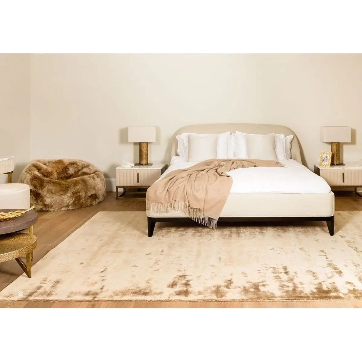 Tapis de salon en viscose fait main TITANE - Novatrend 