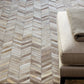 Tapis Salon Luxe Cuir de Vache PAMPA Chevron - Novatrend 