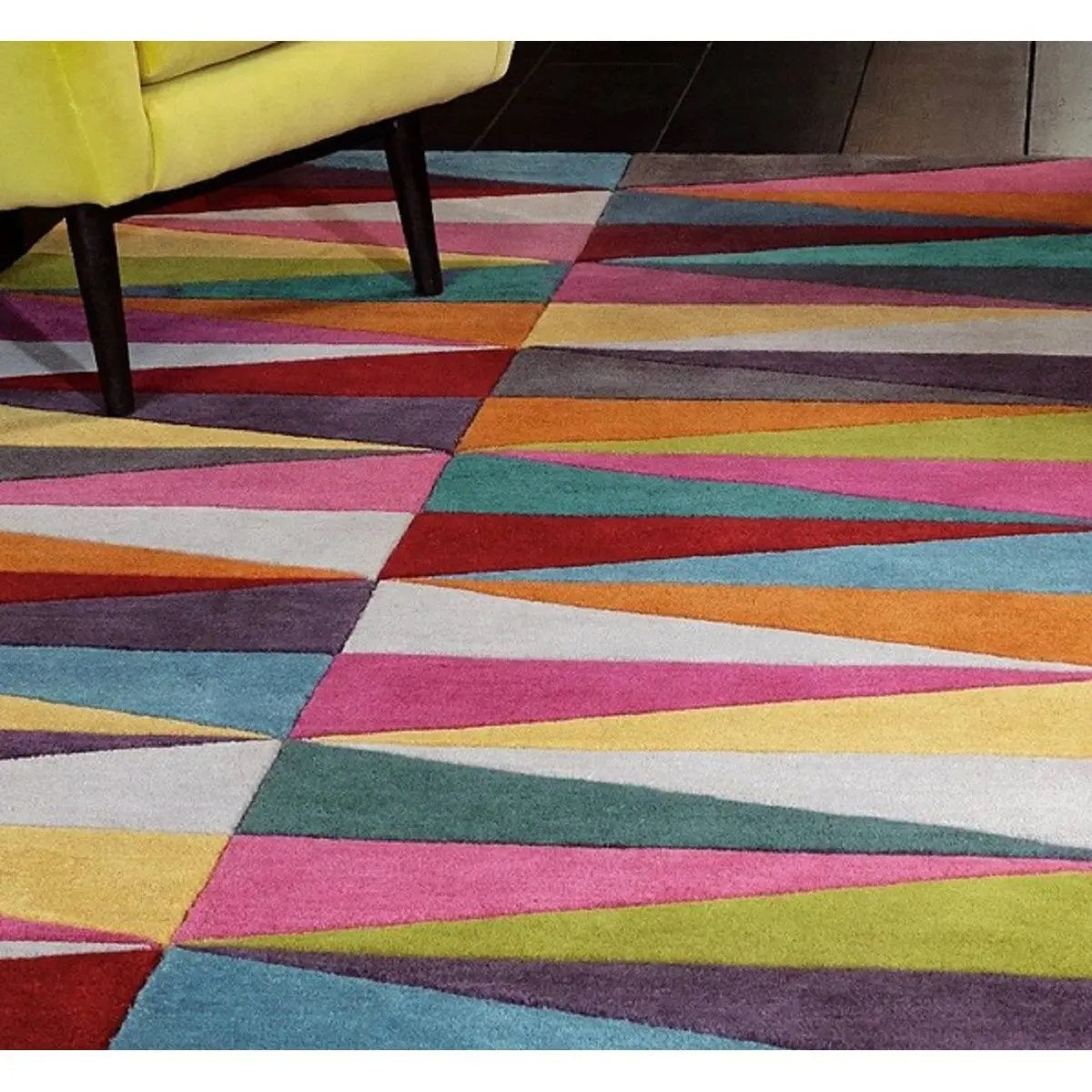 Tapis pure laine à motifs FLASHY TRIANGLES - Novatrend 