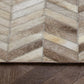 Tapis Salon Luxe Cuir de Vache PAMPA Chevron - Novatrend 