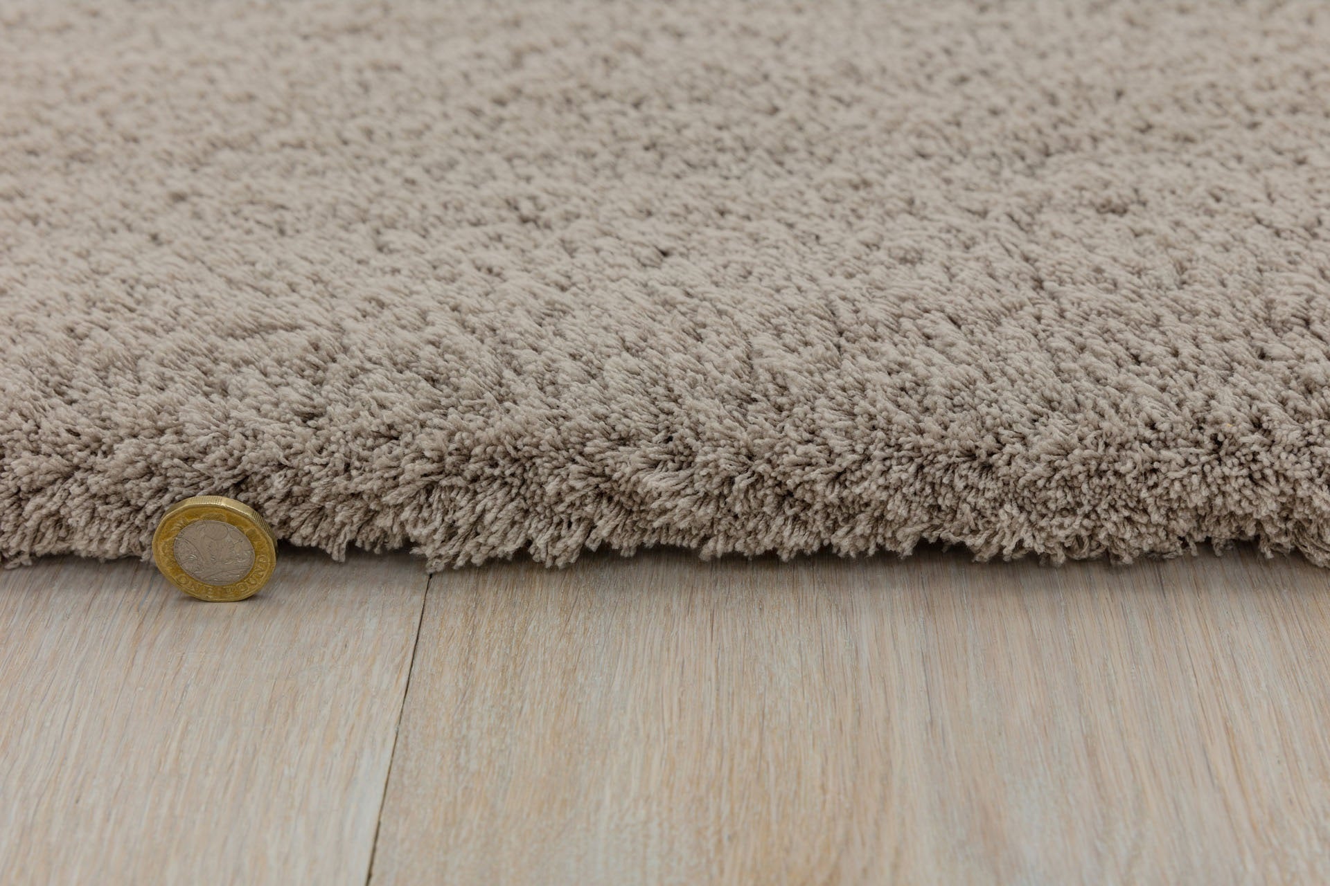 Tapis de salon shaggy moderne TITO Mocha - Novatrend 