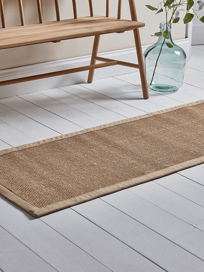 Tapis de couloir moderne en sisal LINDO - Novatrend 