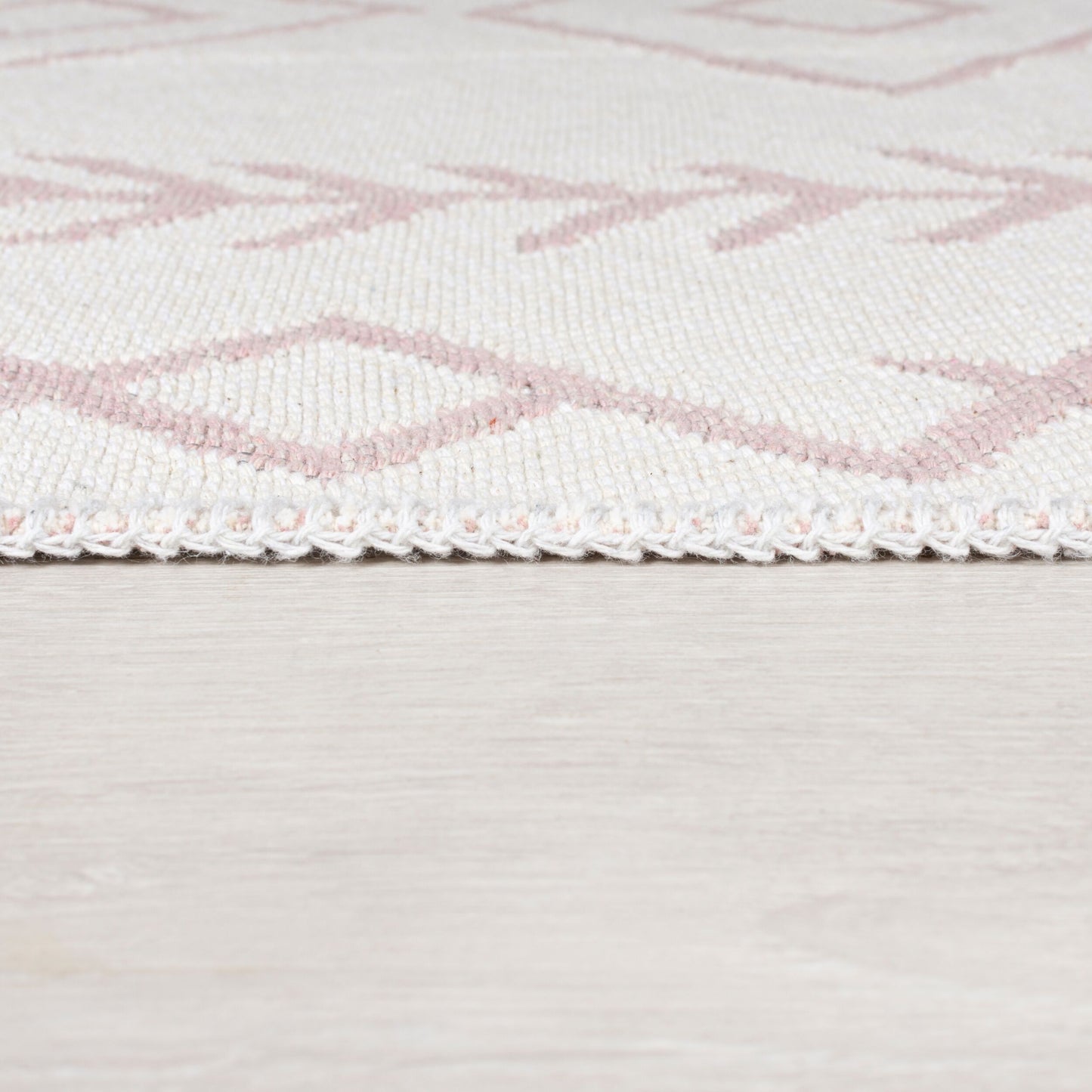 Tapis moderne style berbère en coton EDIA