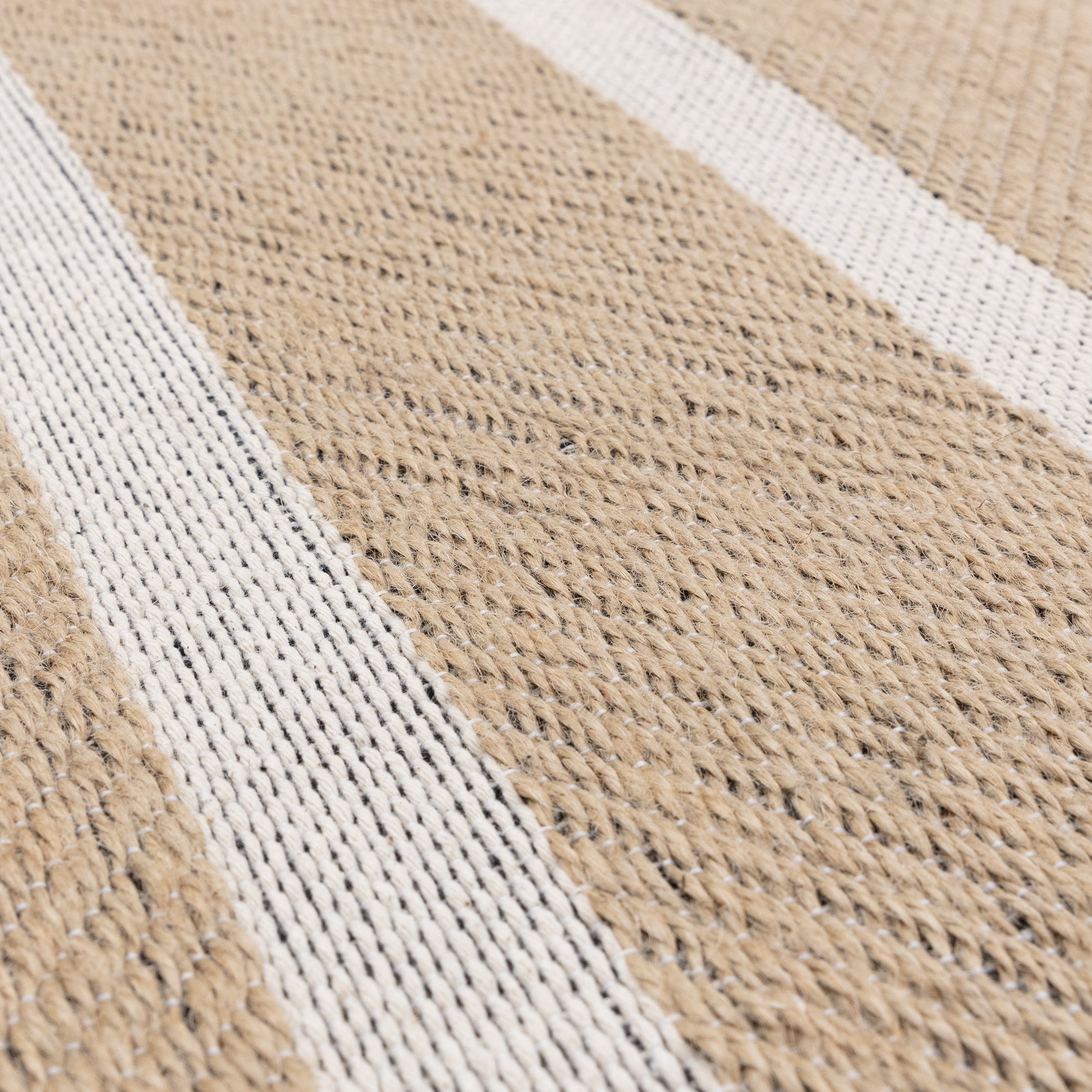 Alfombra moderna de yute y algodón STRIPPY