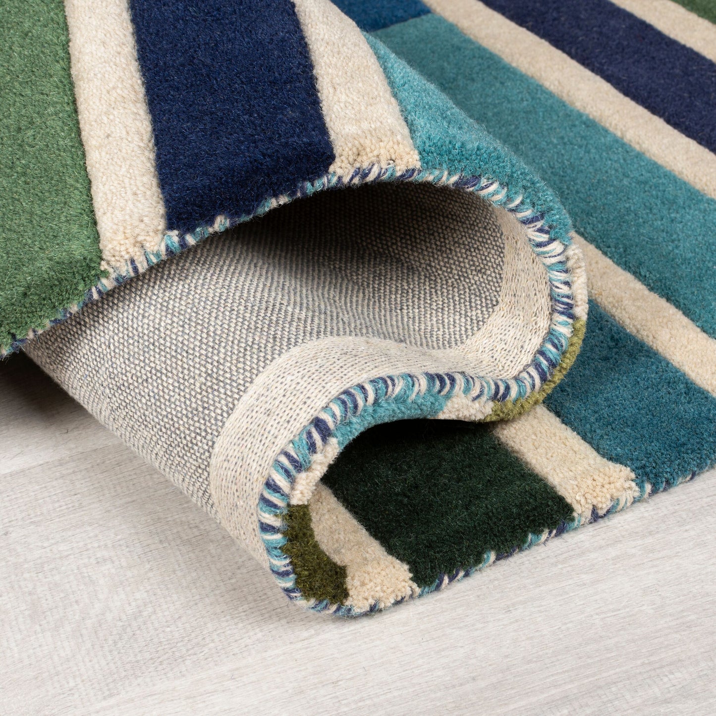 Tapis de salon moderne pure laine KEYO