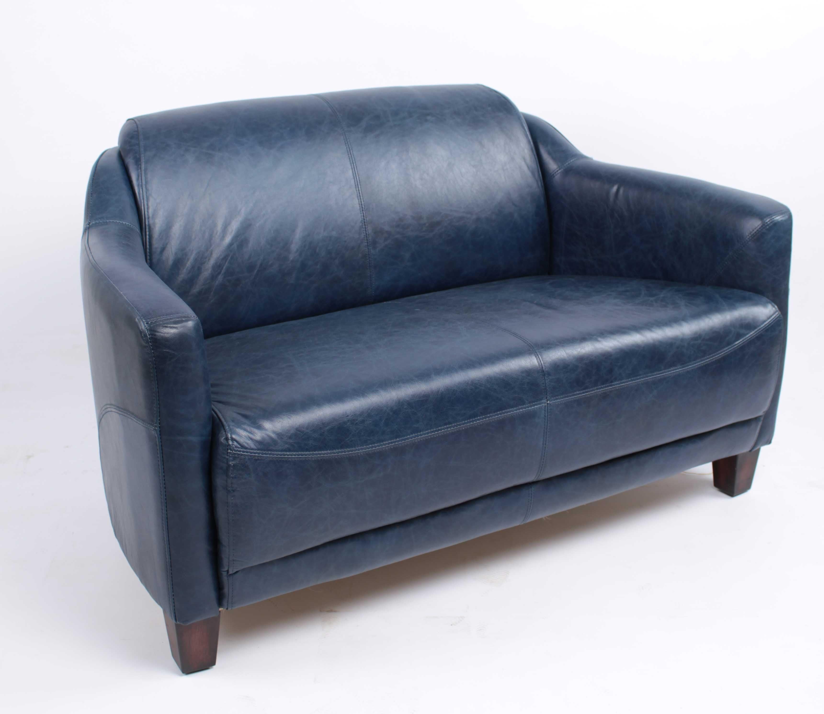 Canapé Gentleman Bleu cuir véritable - Novatrend 